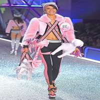 DiloneVictoria's Secret Fashion Shows