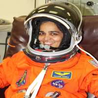 Kalpana Chawla Birthday, Real Name, Family, Age, Death Cause, Weight ...