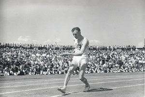 Jim Peters (Athlete)Enschede Marathon, Netherlands (1953)