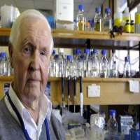 Frank FennerControl of Australia's Rabbit Plague through the introduction of Myxoma Virus, Eradication of smallpox