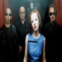 Shirley MansonGarbage (Band), Garbage (Album 1995)