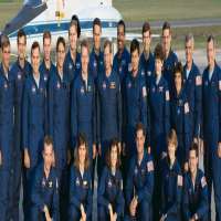 Carl E. WalzNASA Group (1990)