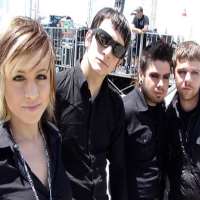 Carah Faye CharnowShiny Toy Guns (Band)