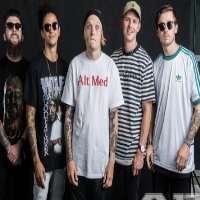Dani WashingtonNeck Deep (Band)