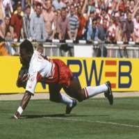 Martin OffiahWorld Club Challenge (1994), Bradford Bulls (2006)