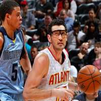 Kirk HinrichAmerican Former Professional Basketball Player