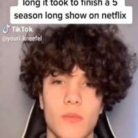 Youri KneefelYouri.kneefel (TikTok Account)
