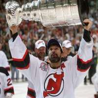 Scott NiedermayerMemorial Cup (1992), James Norris Memorial Trophy (2003-2004)