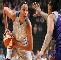 Plenette PiersonWNBA Champion (2006, 2008, 2017), Israeli National League Champion (2012)