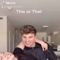 Jakob StubleyJakobAndMelissa (TikTok Account 2020)