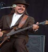 Les ClaypoolLeslie Edward Claypool (Music Band)