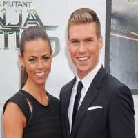 Pete Ploszek wife Daniela Kende Pete Ploszek wife Daniela Kende