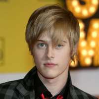 Emily Morris boyfriend Lucas Grabeel