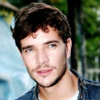 Debora Falabella boyfriend Daniel de Oliveira Debora Falabella boyfriend Daniel de Oliveira
