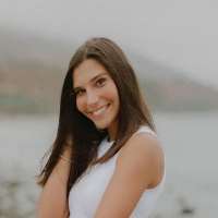 Halle Pitman sister Hope Pitman