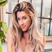Biz Betzing sister Katie Betzing