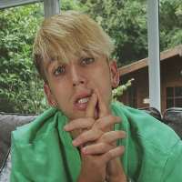 Liana Jade Brooker boyfriend Connor Darlington