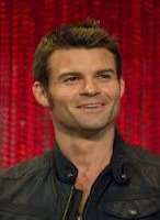Rachael Leigh Cook boyfriend Daniel Gillies