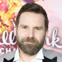 Alisen Down husband Geoff Gustafson Alisen Down husband Geoff Gustafson