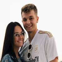 Nick Johnson (YouTuber) girlfriend Maddie Capozza Nick Johnson (YouTuber) girlfriend Maddie Capozza
