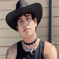 Tarayummy boyfriend Jake Webber
