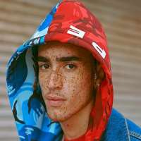 GOLDENBIH boyfriend Taylor Kae Knott