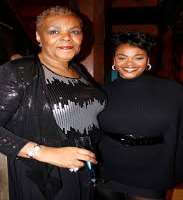 Jill Scott Birthday, Real Name, Age, Weight, Height, Family, Facts ...