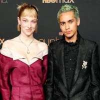 Dominic Fike girlfriend Hunter Schafer