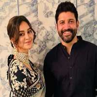 Farhan Akhtar girlfriend Shibani Dandekar