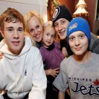 Teemu Selanne son Eetu Selanne Teemu Selanne son Eetu Selanne