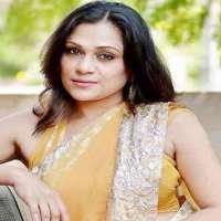 Riyaz Khan wife Uma Riyaz Khan