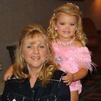 Eden Wood Mother Micki wood Eden Wood Mother Micki wood