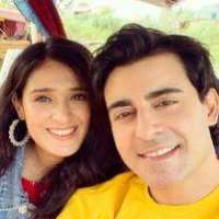 Pankhuri Awasthy husband Gautam Rode