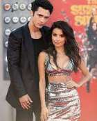 Darren Barnet girlfriend Mikaela Hoover