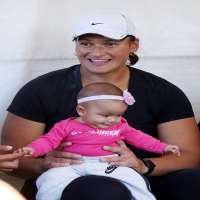 Valerie Adams daughter Kimoana Josephine Adams Price Valerie Adams daughter Kimoana Josephine Adams Price