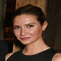 Max Irons wife Sophie Pera Max Irons wife Sophie Pera