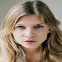 Max Irons girlfriend Clemence Poesy