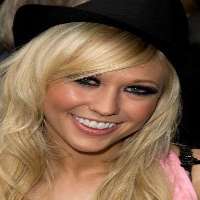 Lucien Laviscount girlfriend Sophie Reade