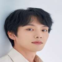 Lee Yu-bi brother Lee Ki-baek