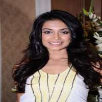 Virat Kohli girlfriend Sarah Jane Dias