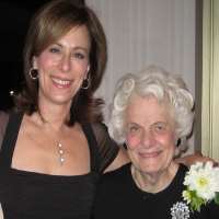 Jane Kaczmarek Mother Evelyn Kaczmarek Jane Kaczmarek Mother Evelyn Kaczmarek