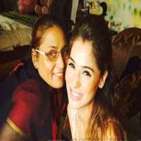 Sara Khan Mother Seema Khan Sara Khan Mother Seema Khan