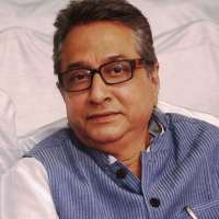 Reema Lagoo husband Vivek Lagoo Reema Lagoo husband Vivek Lagoo