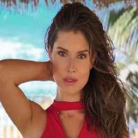 Johannes Bartl girlfriend Amanda Cerny