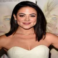 Seth MacFarlane girlfriend Camille Guaty Seth MacFarlane girlfriend Camille Guaty