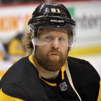 Amanda Kessel brother Phil Kessel Amanda Kessel brother Phil Kessel