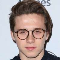 Romeo Beckham brother Brooklyn Beckham Romeo Beckham brother Brooklyn Beckham