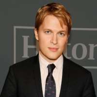Mia Farrow son Ronan