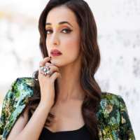 Raqesh Vashisth girlfriend Sanaya Irani