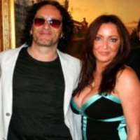 Vivian Campbell wife Caitlin Phaneuf Vivian Campbell wife Caitlin Phaneuf